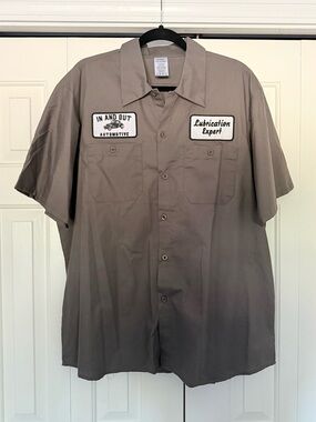 Spirit Halloween Short-Sleeve Work Shirt - Taupe Lubrication Expert Patch #0077